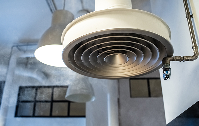 Instalacje odciągów technologicznych są elementem systemów HVAC.